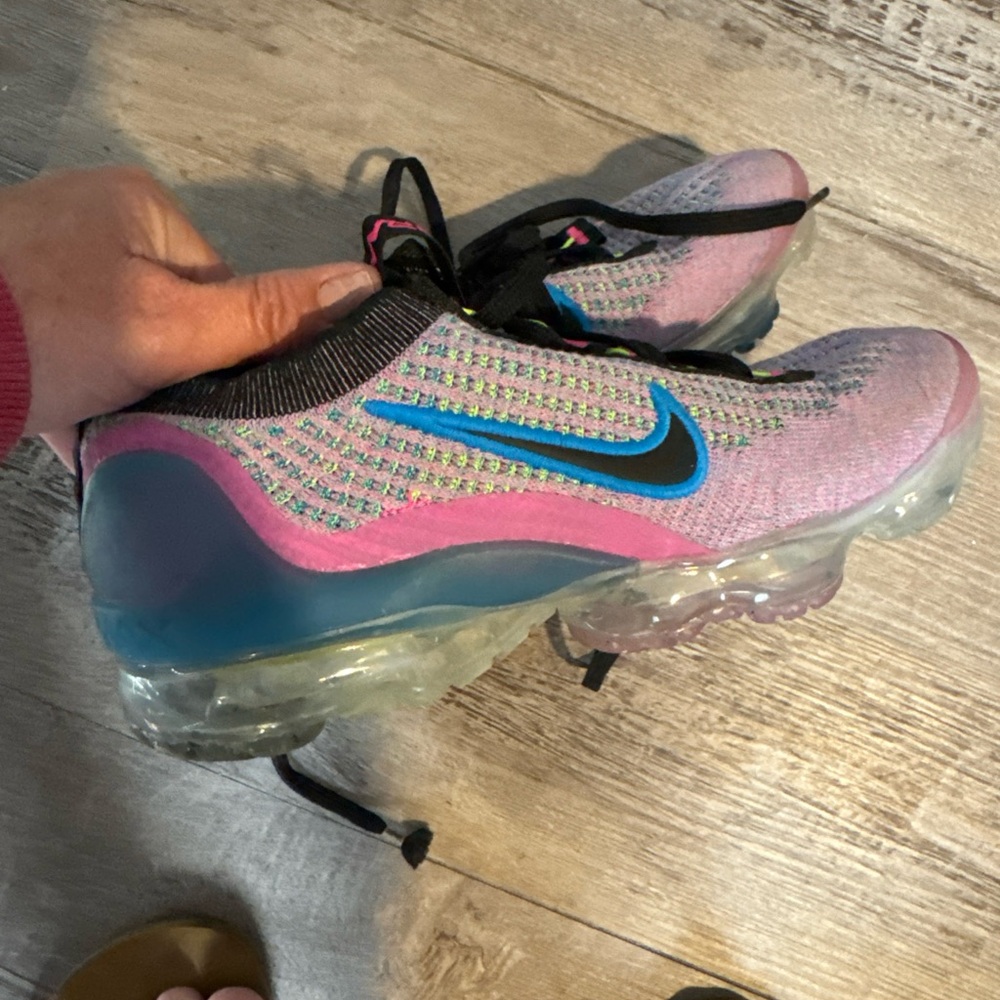 Nike Women’s Multicolor Air Sneakers
